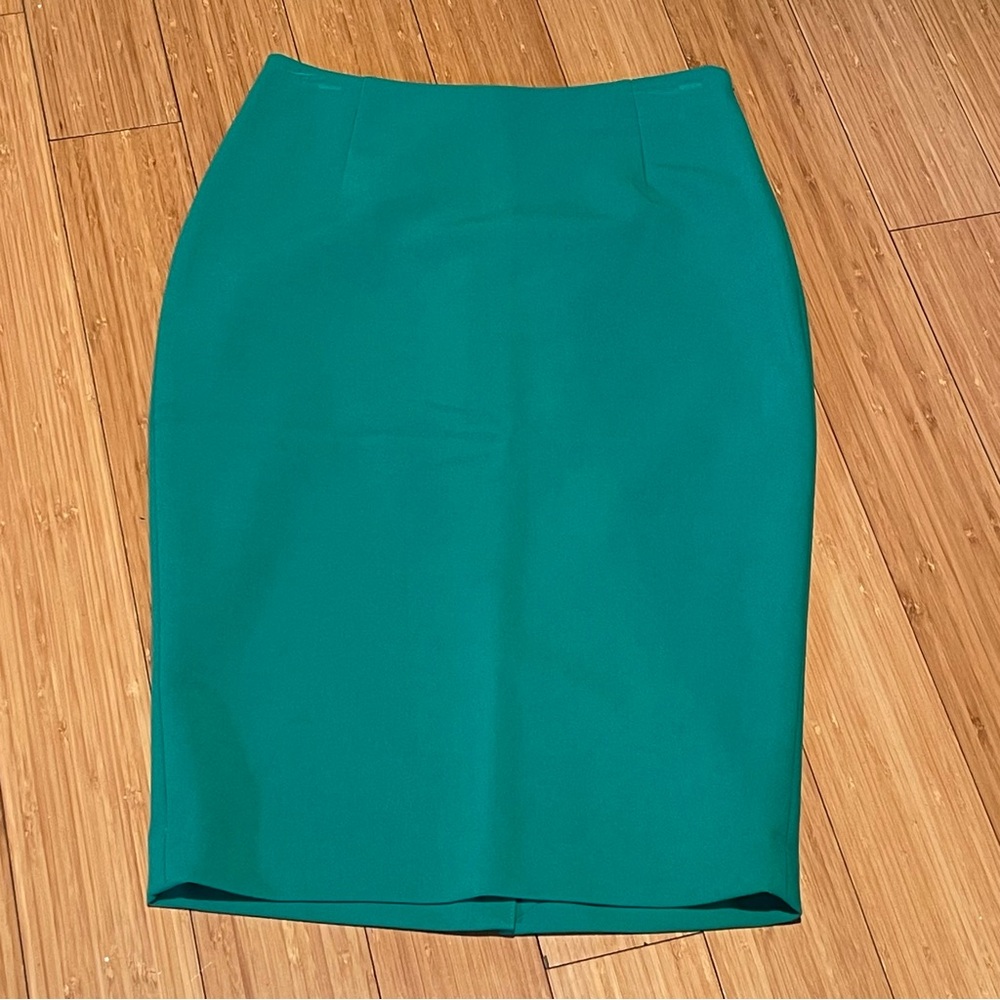 The Limited Kelly Green, Lined Pencil Skirt